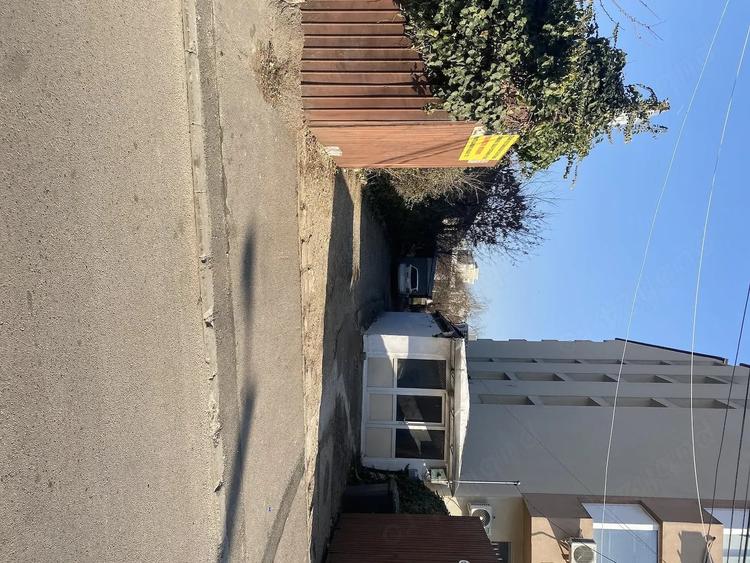 Teren de 550 mp, în Vitan