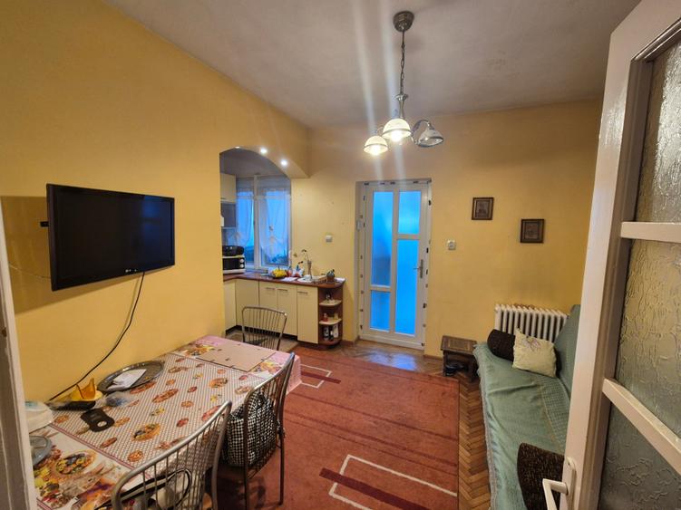 Casă individuală cu 2 camere cu Canalizare în Moroasa 1