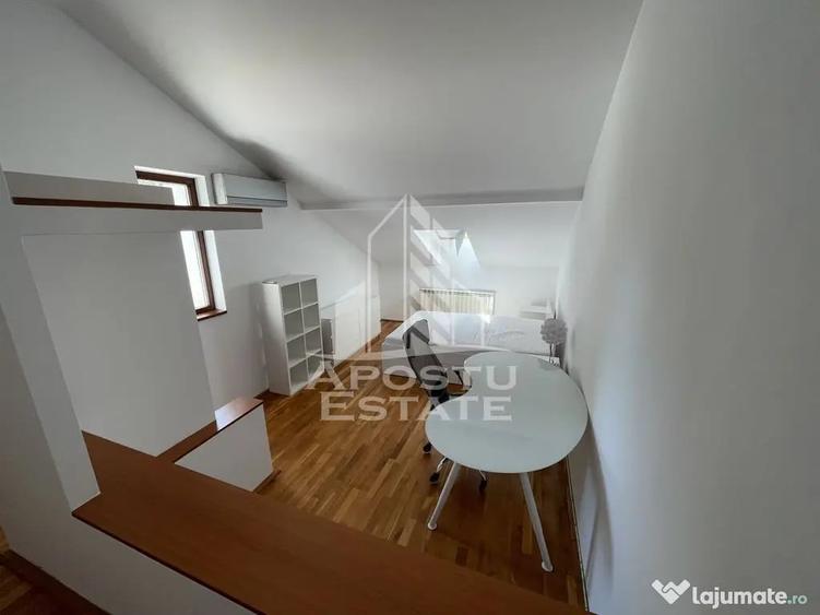 Casă cu 5 camere cu Teren 400 Mp în Lipovei
