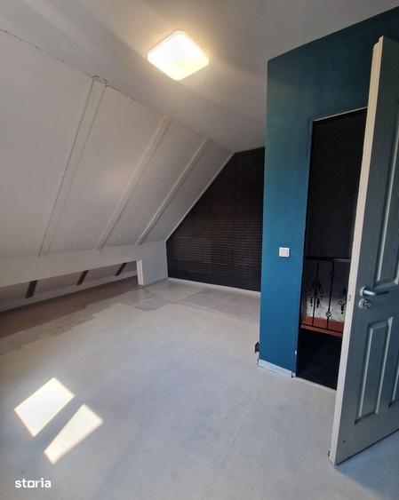 Apartament cu 3 camere în Păcii