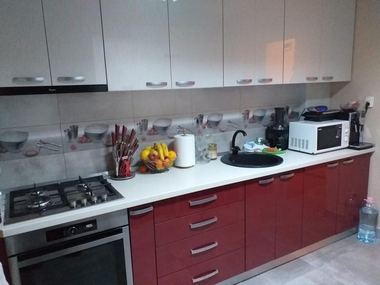 Apartament cu 2 camere semidecomandat în 6 Vânători