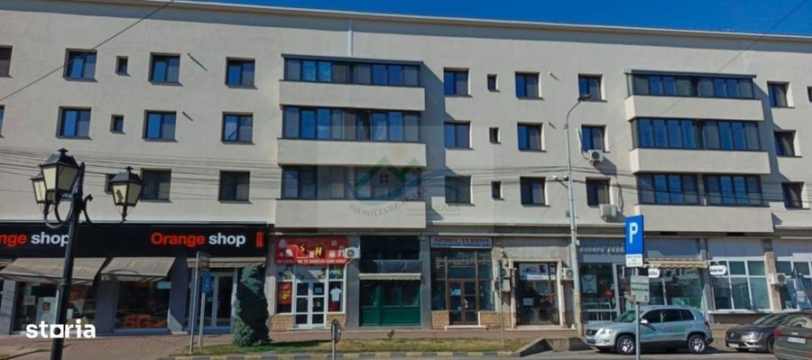 Apartament cu 2 camere semidecomandat în Roșu