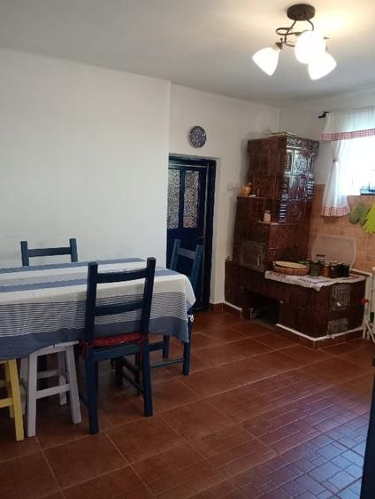 Casă individuală cu 5 camere cu Canalizare în Dragodana