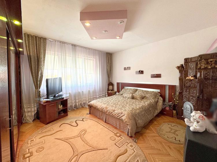 Casă cu 4 camere în Ultracentral