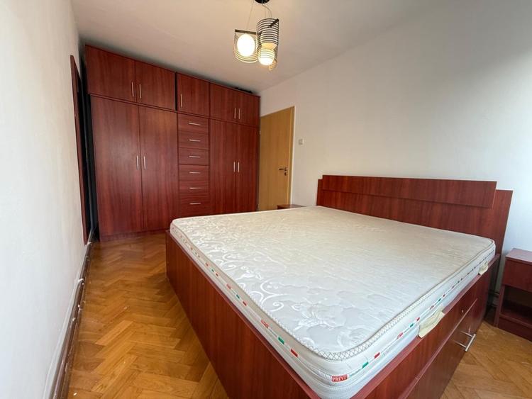 Apartament cu 3 camere decomandat, mobilat în Șagului