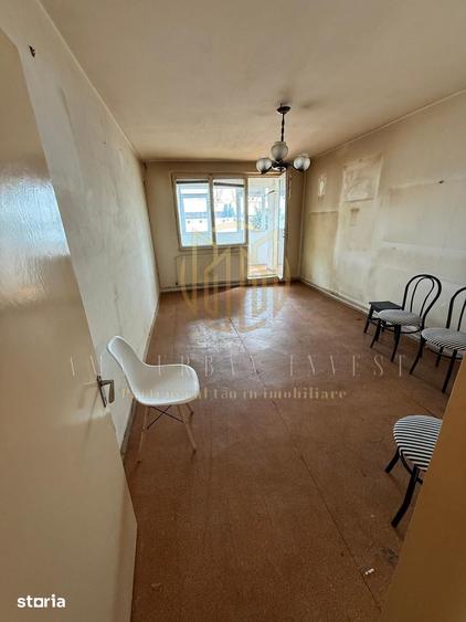 Apartament cu 3 camere decomandat în Obor