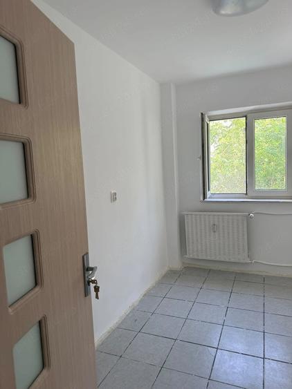 Apartament cu 2 camere decomandat în Mărgeanului