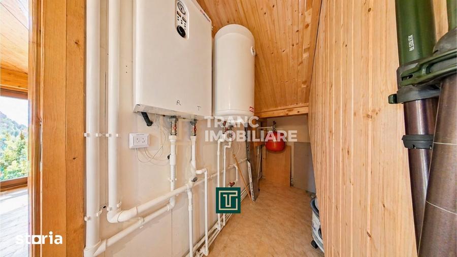 Casă cu 5 camere cu Teren 447 Mp în Arieșeni