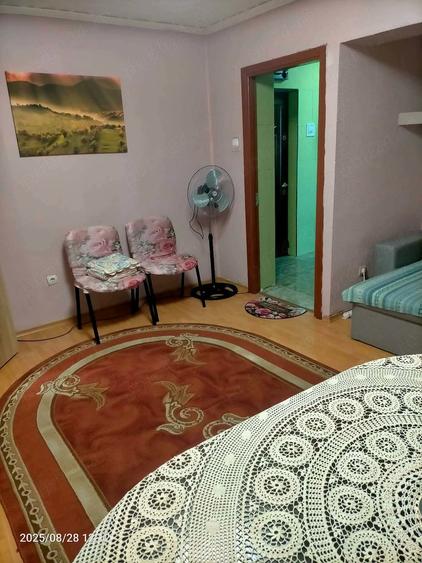 Apartament cu 2 camere decomandat în Micro 19