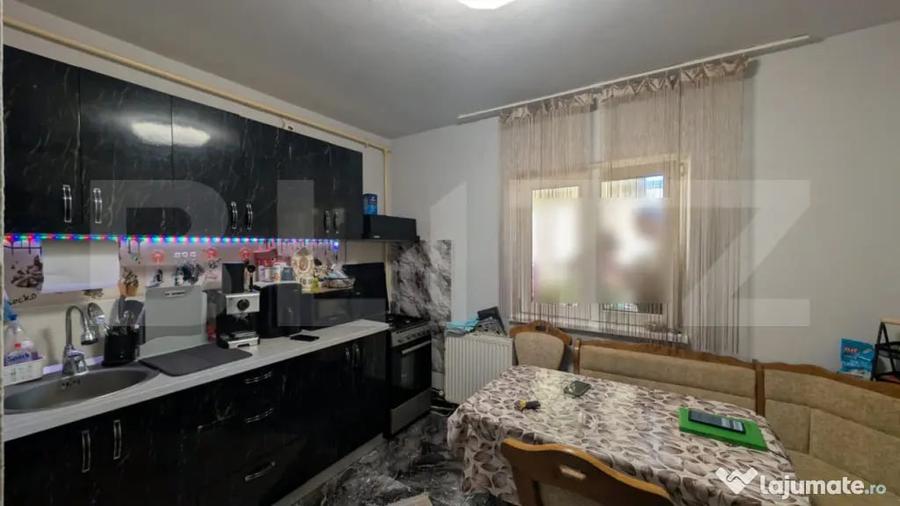 Apartament 3 camere decomandat, zona Catedrala Eroilor T - 5
