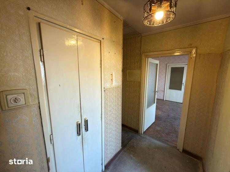 Apartament cu 2 camere semidecomandat în Micro 17