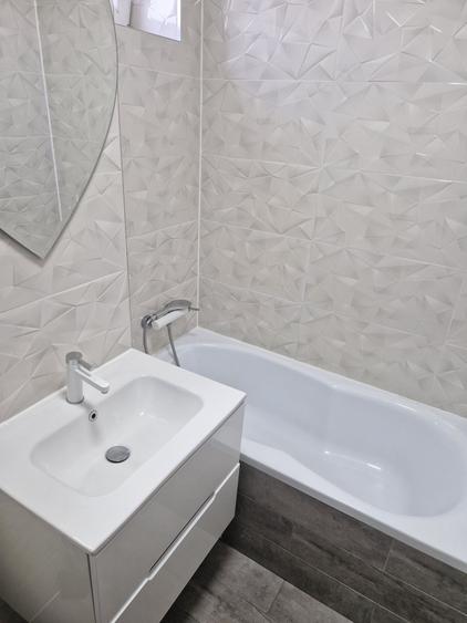 Proprietar inchiriez apartament cu 3 camere - 4