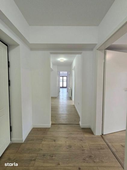 Apartament cu 4 camere decomandat în Fundeni
