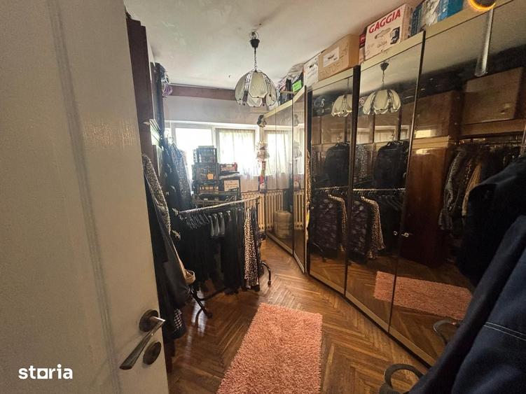 Apartament cu 4 camere decomandat în Gară