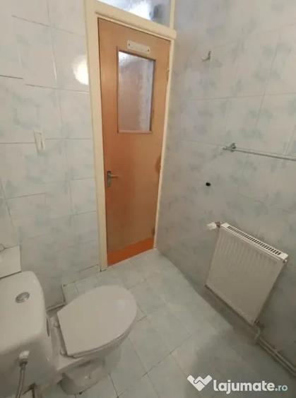 Apartament cu 4 camere decomandat în Bartolomeu