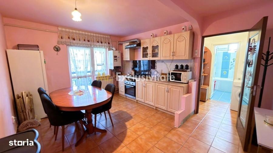 Apartament cu 2 camere decomandat în Central
