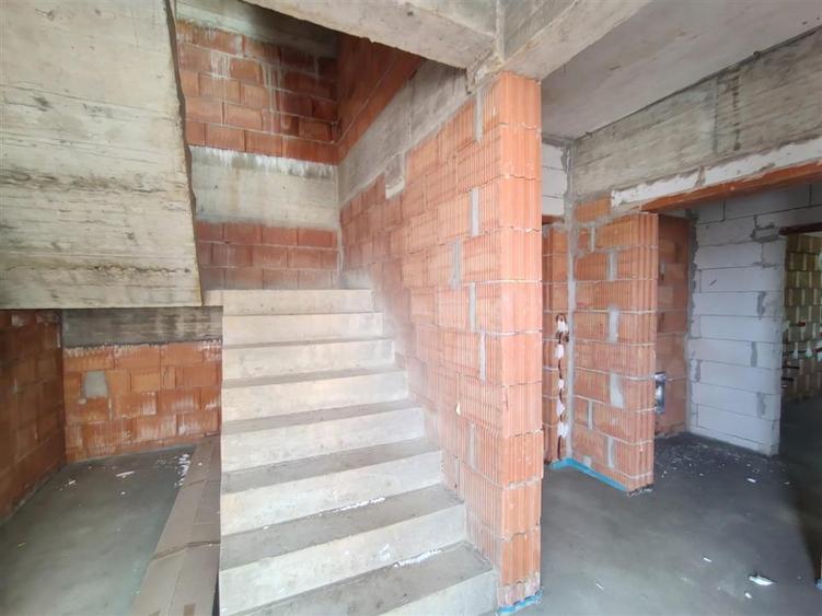 Apartament cu 2 camere decomandat în Burdujeni