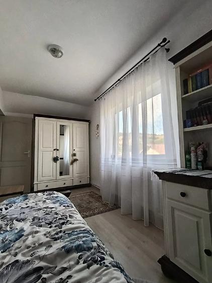 Casă cu Teren 250 Mp în Central