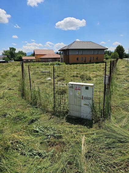 Teren 912 mp de vanzare sau inchiriere Stupini, Strada Barsei, Brasov