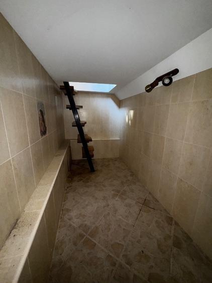 Apartament cu 4 camere decomandat, mobilat în Ostroveni