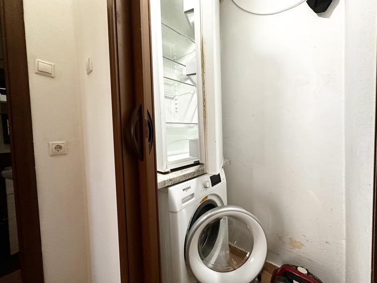 Apartament cu 2 camere decomandat, mobilat în Dacia