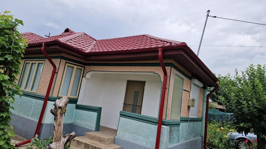 Casă cu 3 camere în Boldești