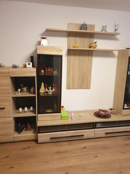 Casă cu 4 camere cu Teren 1200 Mp în Central