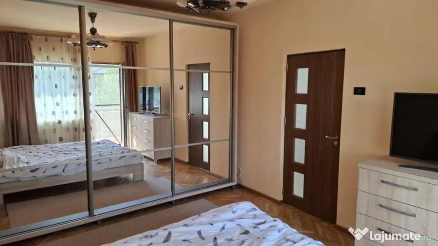Casă cu 4 camere cu Teren 120 Mp în 1 Mai