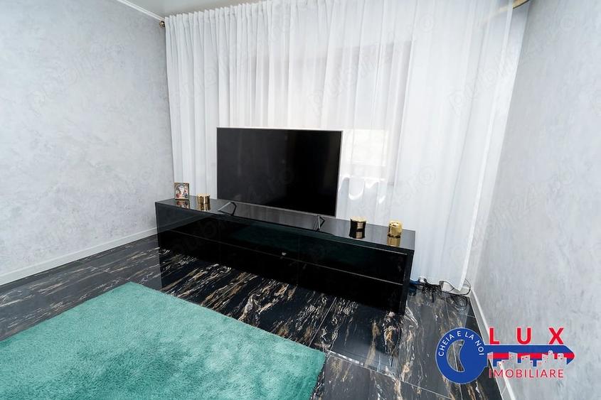 Apartament cu 2 camere decomandat în E3