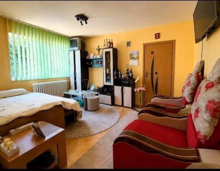 Apartament cu 2 camere decomandat în Ultracentral