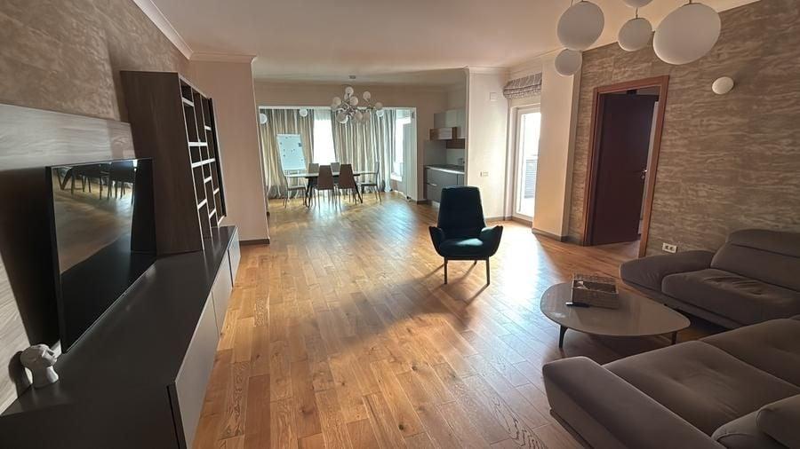 Apartament cu 2 camere decomandat, mobilat în Grozăvești
