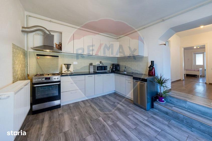 Casă cu 4 camere cu Teren 390 Mp în Hălchiu