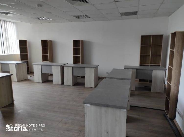 Spațiu comercial, de 55 mp, în Podu Roș