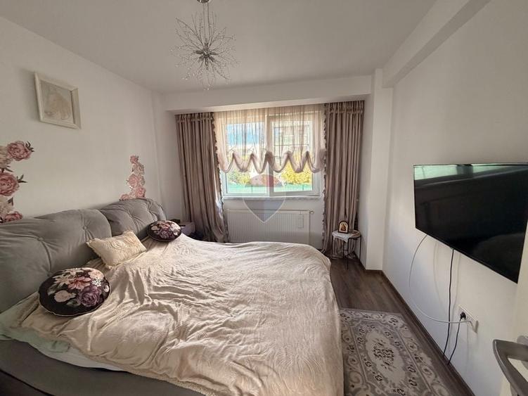 Duplex cu 4 camere cu Teren 200 Mp în Theodor Pallady