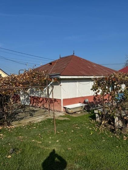 Casă individuală cu 4 camere cu Teren 807 Mp în Șerbănești