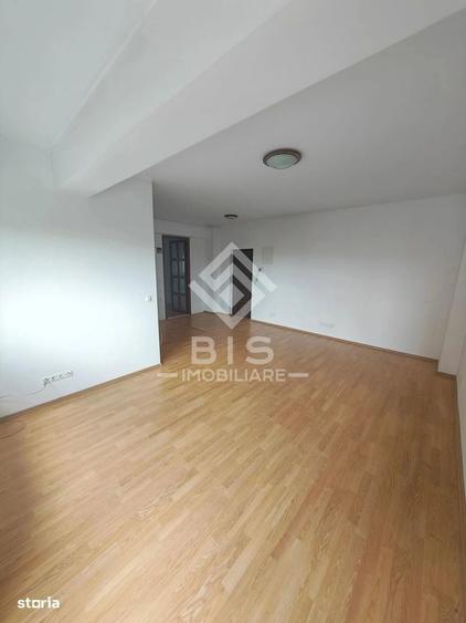 Apartament cu 2 camere decomandat în Sud