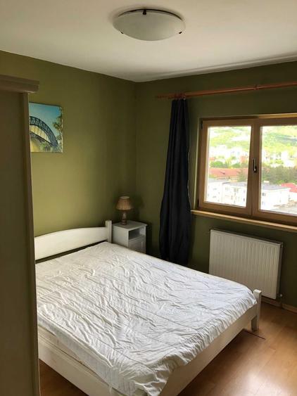 Apartament cu 3 camere în Dosu Bricii
