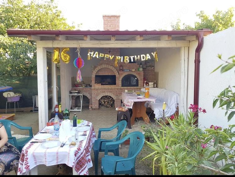 Casă cu 6 camere cu Teren 890 Mp în Sud
