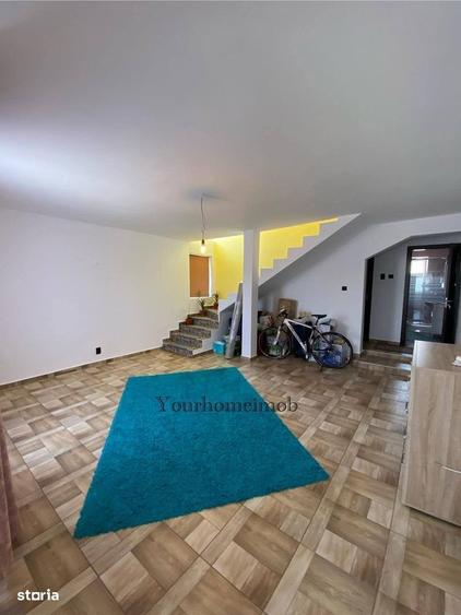 Casă cu 4 camere în Sărbătoarea