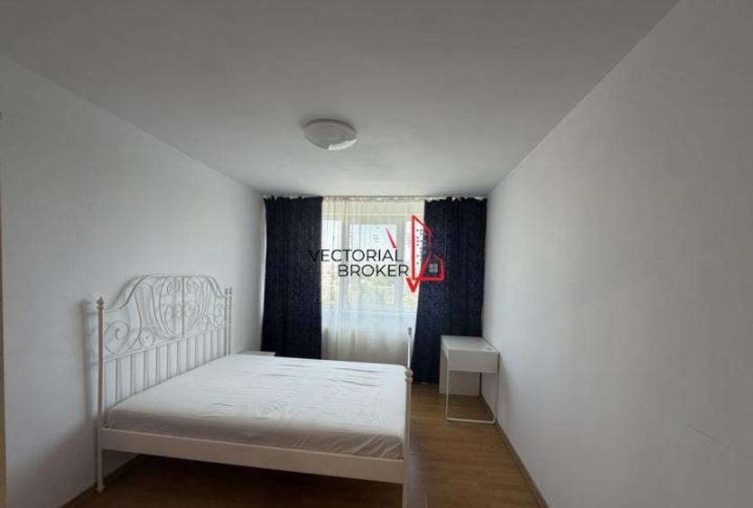 Apartament 3 camere Vitan Auchan - 1