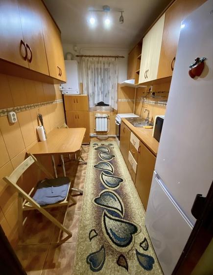 Inchiriez apartament 2 camere - 2