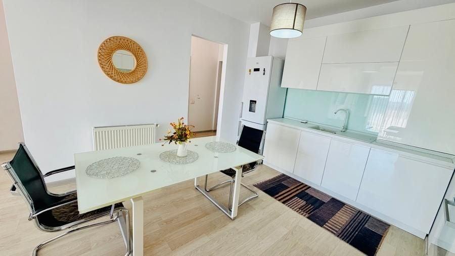 Apartament cu 2 camere decomandat, mobilat în Drumul Taberei