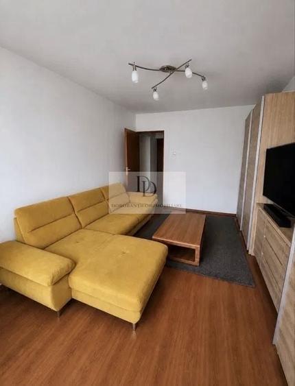 Apartament cu 2 camere decomandat, mobilat în Plopilor