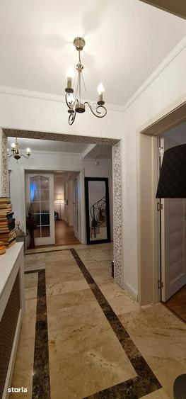 Casă cu 3 camere decomandat cu Teren 640 Mp în Lazaret
