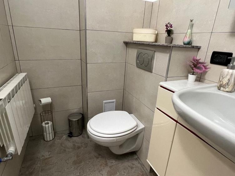 Garsonieră decomandată în Arcu