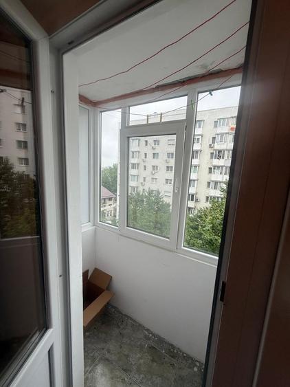 Apartament cu 2 camere decomandat în Brâncoveanu