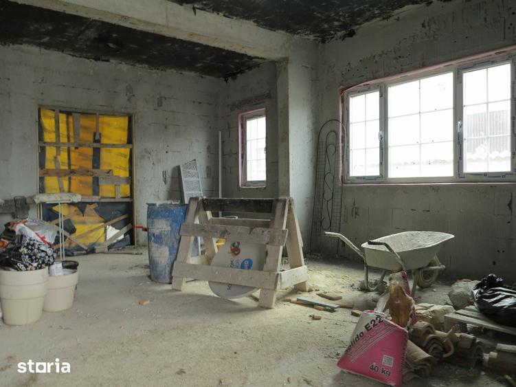Casă cu 3 camere cu Teren 400 Mp în Limanu