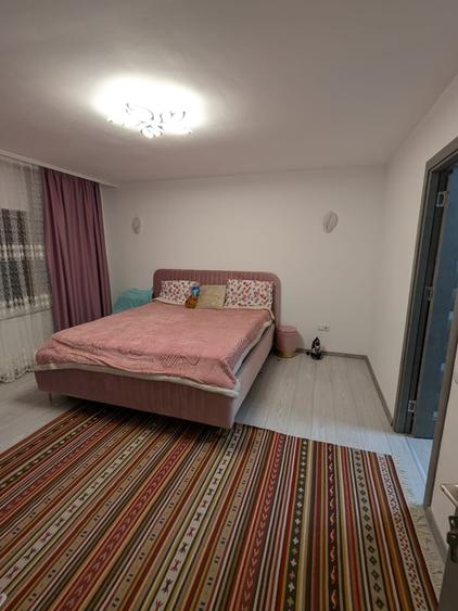 Casă cu 3 camere cu Teren 500 Mp în Clinceni