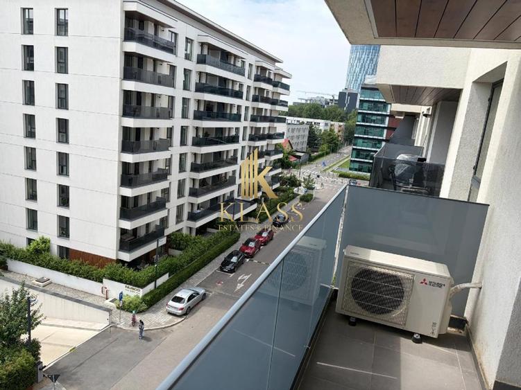 Apartament cu 4 camere decomandat, mobilat în Pipera