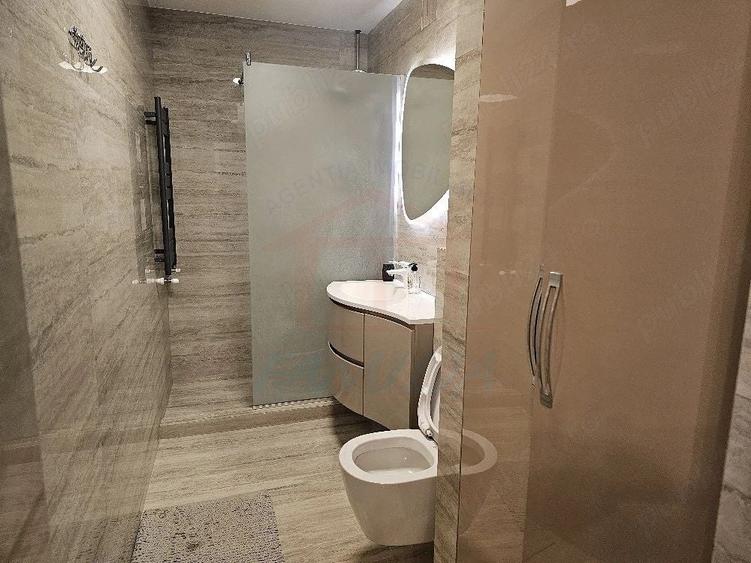 Apartament cu 3 camere semidecomandat, mobilat în Țiglina 1